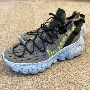 Nike Space Hippie size 9.5